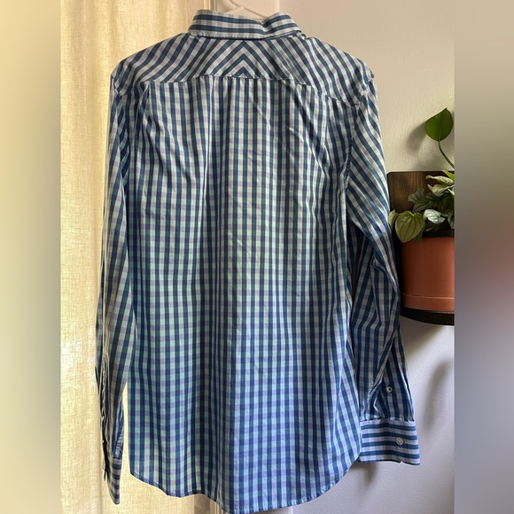 GAP Slim-Fit Non-Iron Button-Down - Picture 8 of 9